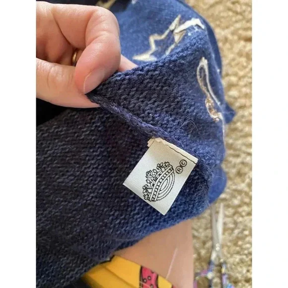 Vintage Ms Lee Christmas Sweater Cardigan Women's Large Embroidered Reindeer - Picture 3 of 16